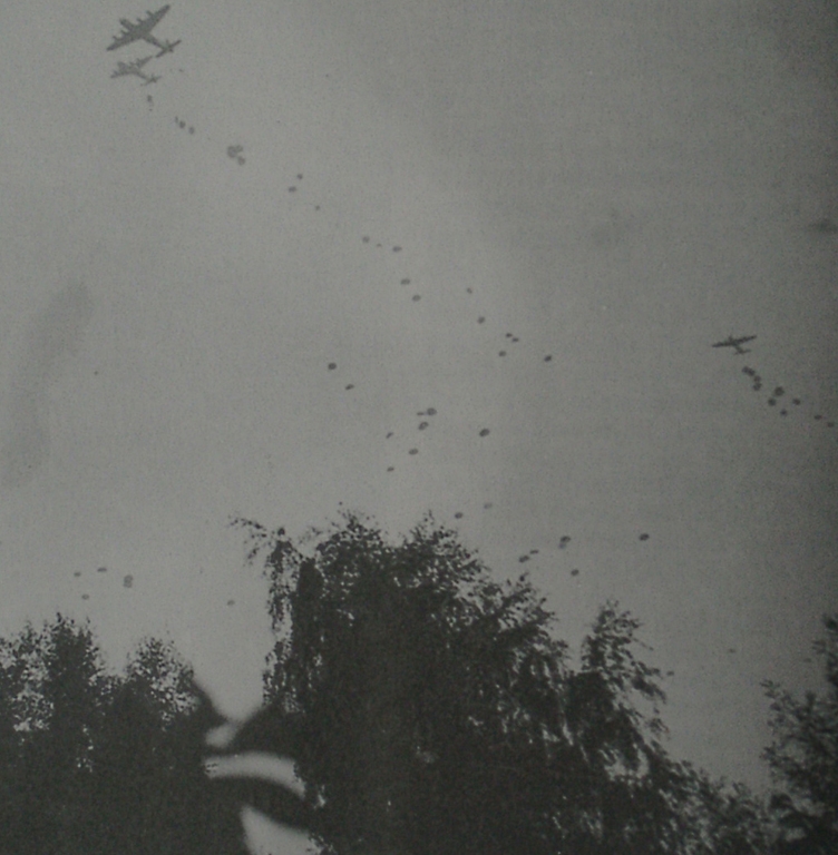 Army At War Arnhem Paratroops Dropping From Aeroplanes