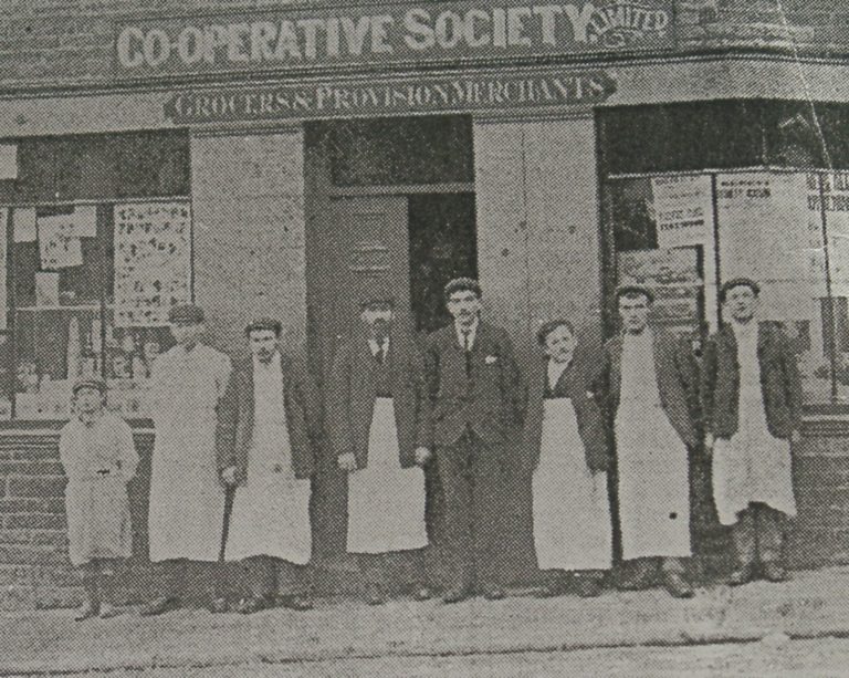 Coop Shop And Staff 1900 2