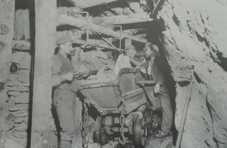 Mining Wagon And Wooden Chute 1900